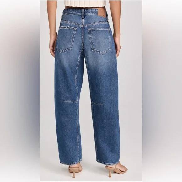 Madewell darted barrel leg jeans - Picture 2 of 6
